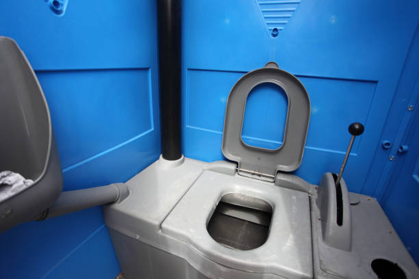 Best Luxury portable toilet rental  in Bristol, WI